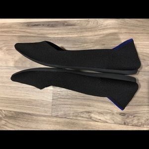 Rothys Black Pointy Toe Flats (8.5)